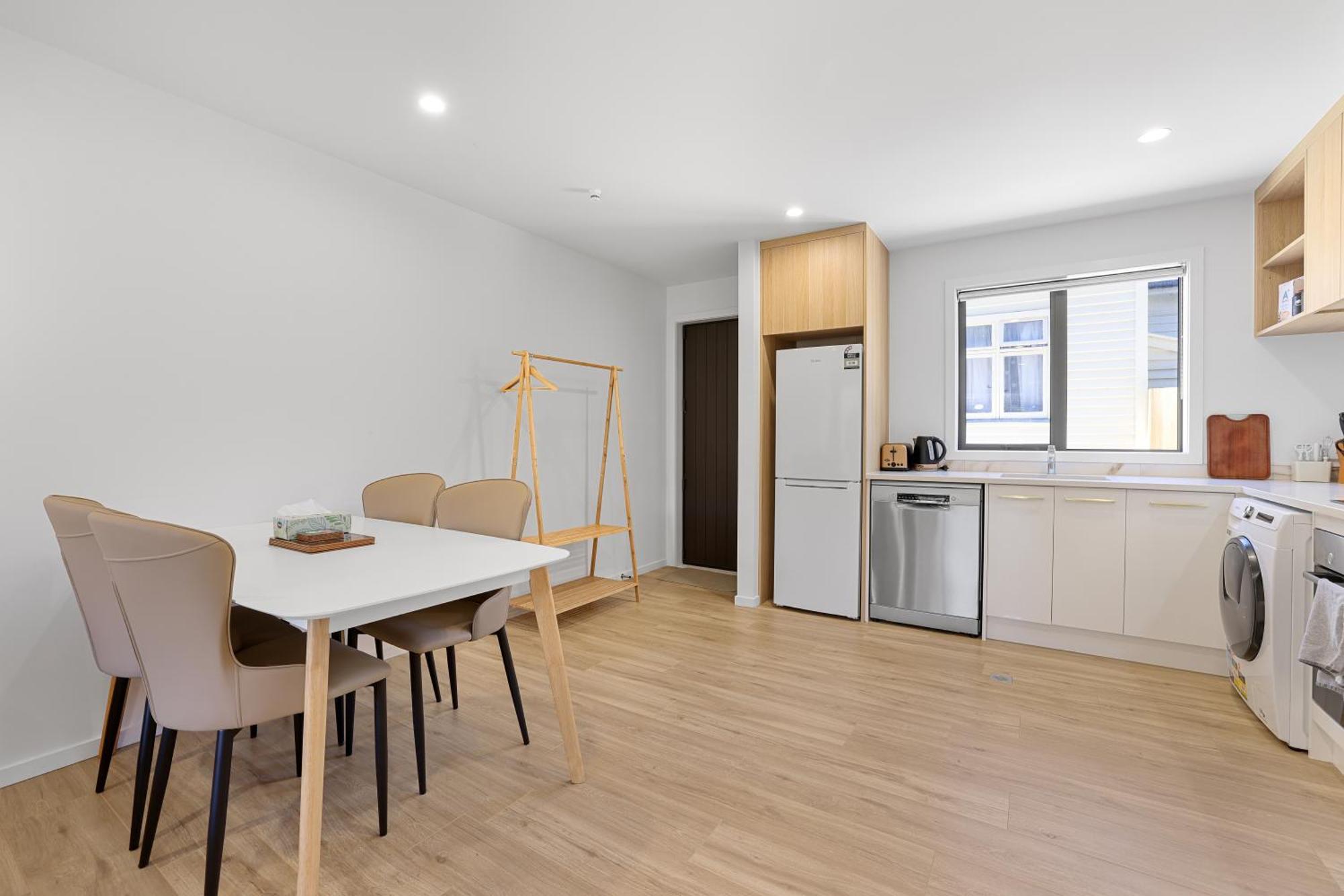 Discover A Brand New Apartment In Vibrant Chch Крайстчёрч Экстерьер фото