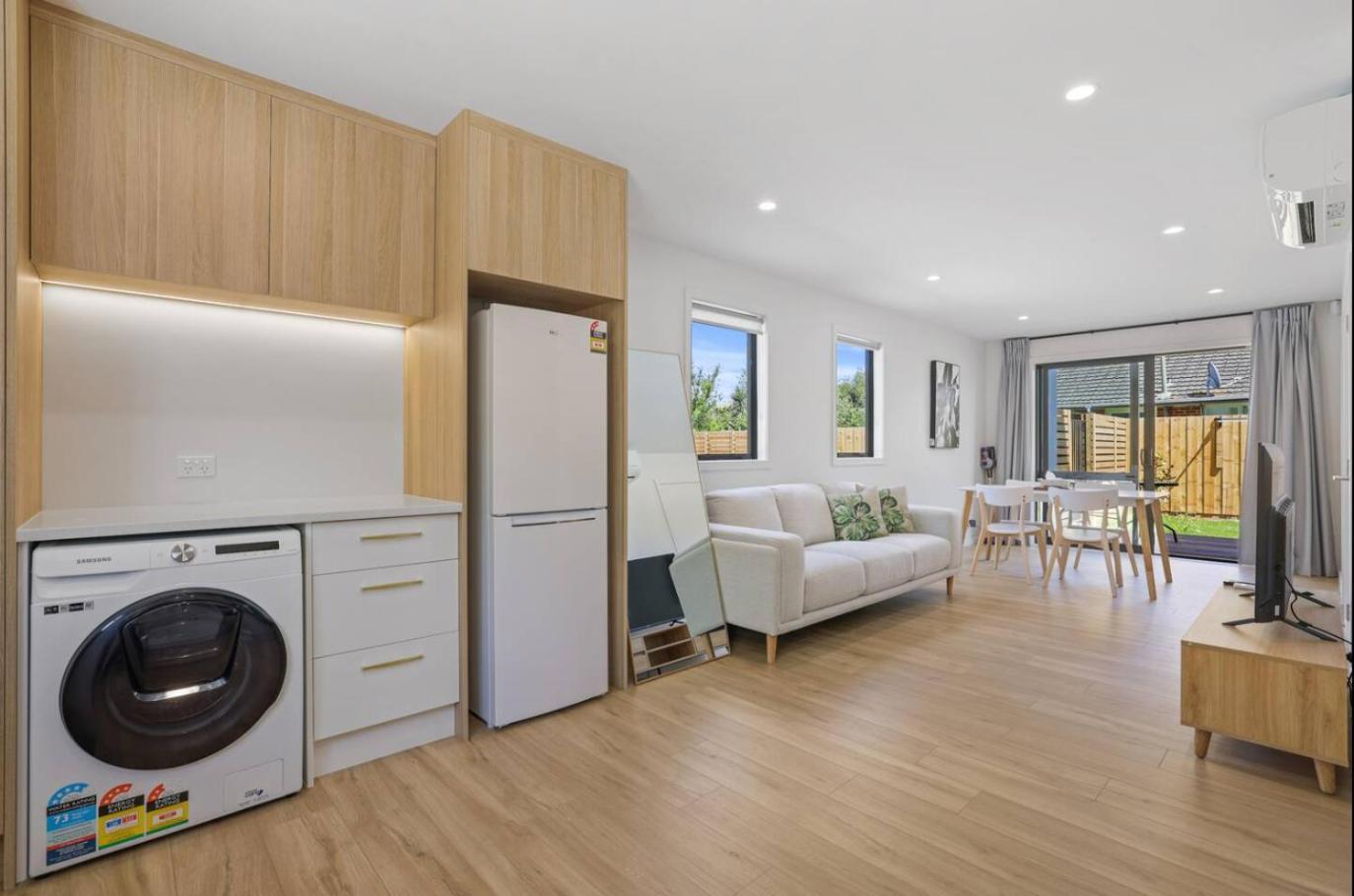 Discover A Brand New Apartment In Vibrant Chch Крайстчёрч Экстерьер фото